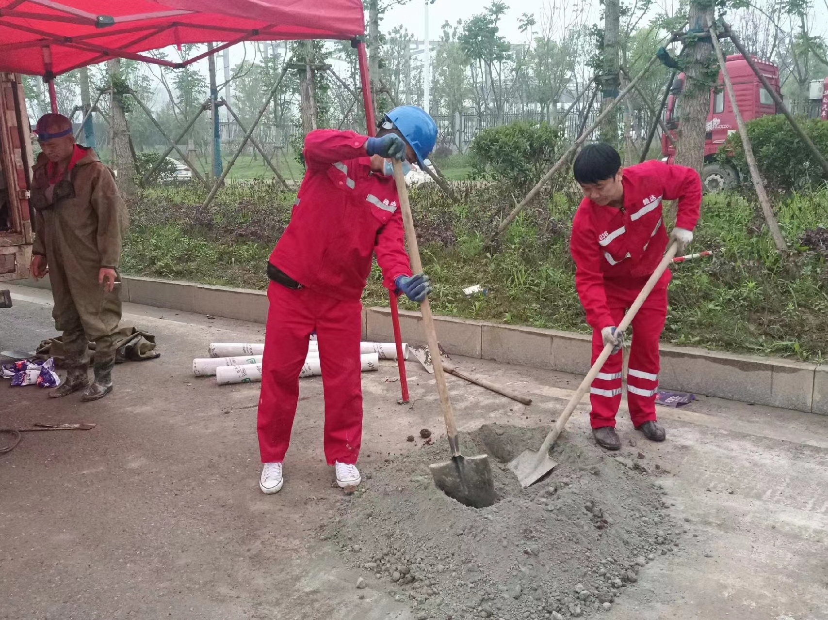 杨浦管道疏通哪家好】及时进行市政管道清淤